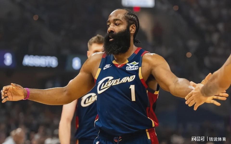 云开体育-哈登评NBA历史最强阵容,网友:能82胜0负,保底八连冠
